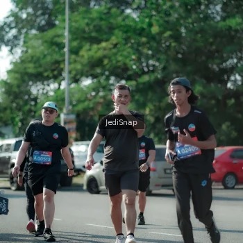 Runner Photo 3975450