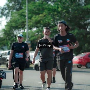 Runner Photo 3975456