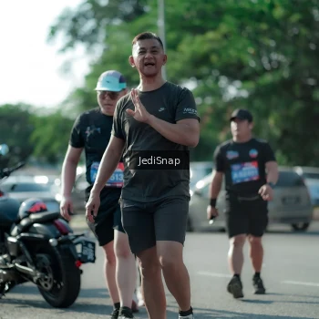 Runner Photo 3975477