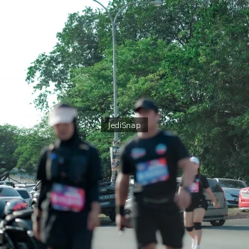 Runner Photo 3975525