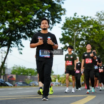 Runner Photo 3975531