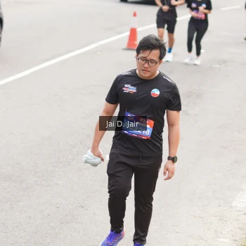 Runner Photo 3975543