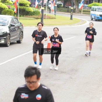 Runner Photo 3975578