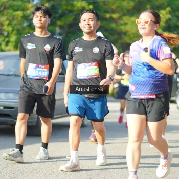 Runner Photo 3975582