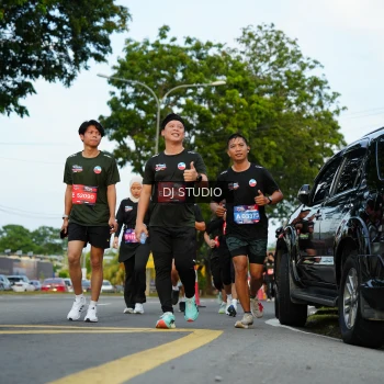 Runner Photo 3975584