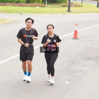 Runner Photo 3975585