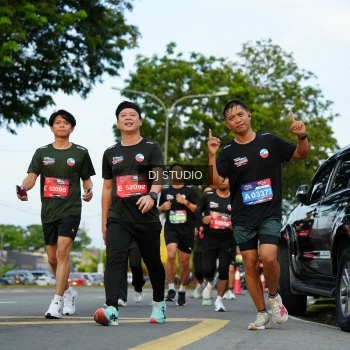 Runner Photo 3975617