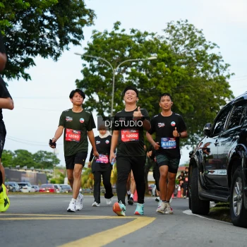 Runner Photo 3975618