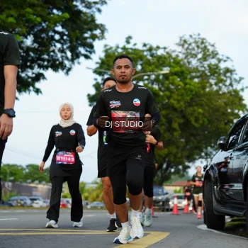 Runner Photo 3975627