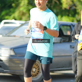 Runner Photo 3975660