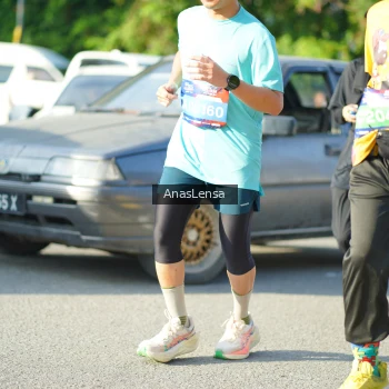 Runner Photo 3975661