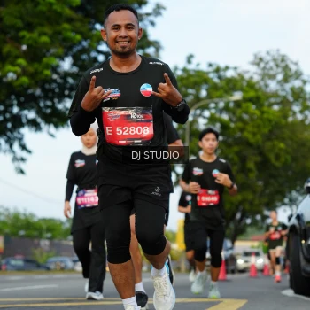 Runner Photo 3975666
