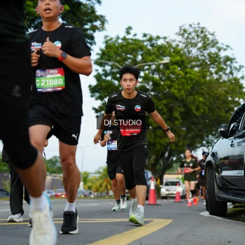 Runner Photo 3975670