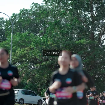 Runner Photo 3975672