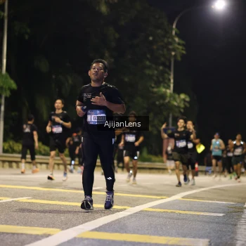 Runner Photo 3975702