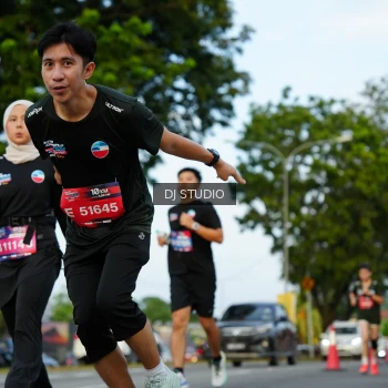 Runner Photo 3975712