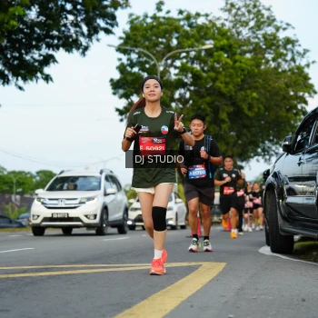 Runner Photo 3975723