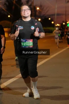 Runner Photo 3975744