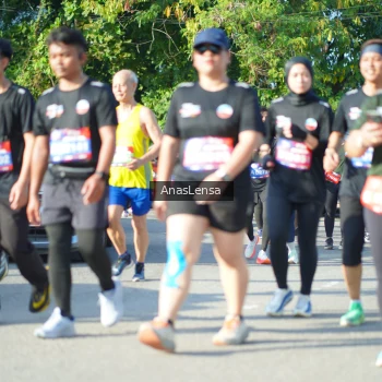 Runner Photo 3975746