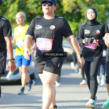 Runner Photo 3975759