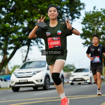 Runner Photo 3975775