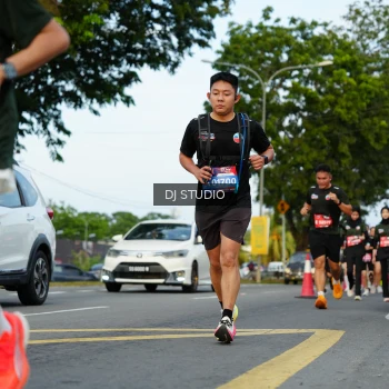 Runner Photo 3975782