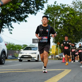 Runner Photo 3975786