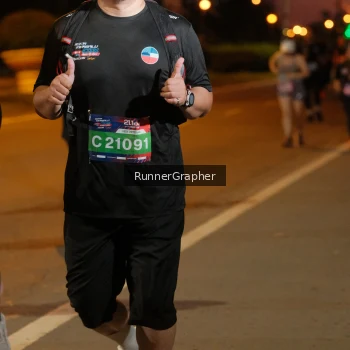 Runner Photo 3975805