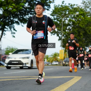 Runner Photo 3975815