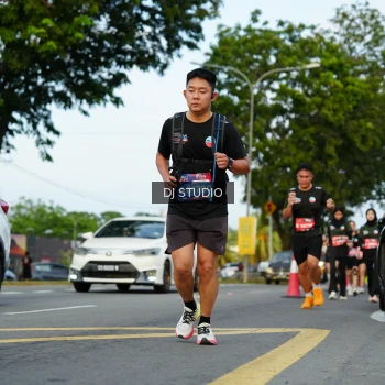 Runner Photo 3975816