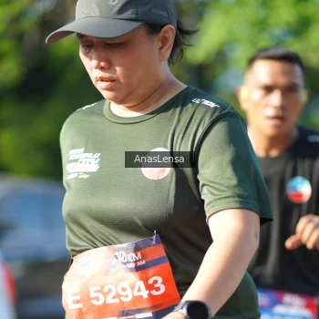 Runner Photo 3975833