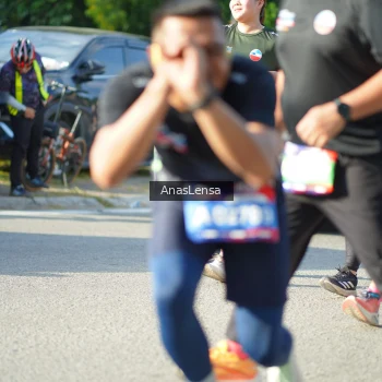 Runner Photo 3975851