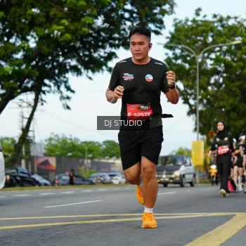 Runner Photo 3975872