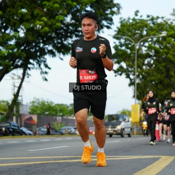 Runner Photo 3975879
