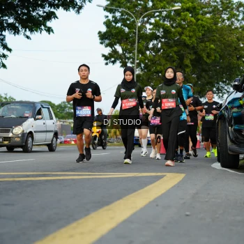 Runner Photo 3975898