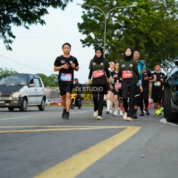 Runner Photo 3975903