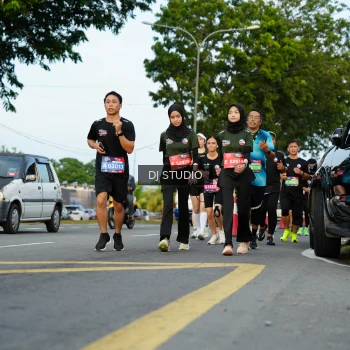 Runner Photo 3975915
