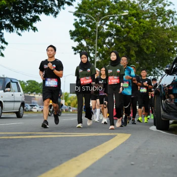 Runner Photo 3975916