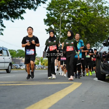 Runner Photo 3975919
