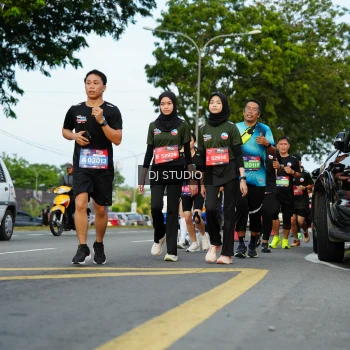 Runner Photo 3975931