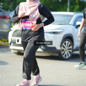Runner Photo 3975942