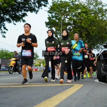 Runner Photo 3975944