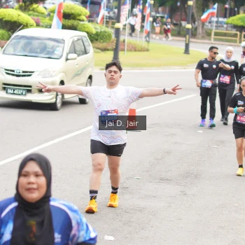Runner Photo 3975945