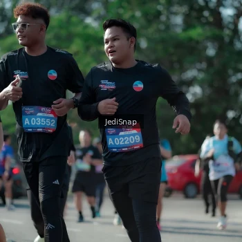 Runner Photo 3975965
