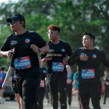 Runner Photo 3975977