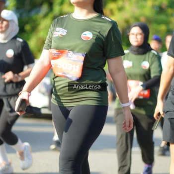 Runner Photo 3975981