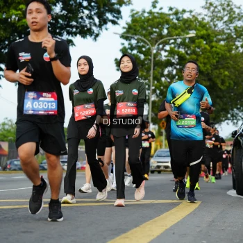 Runner Photo 3975995
