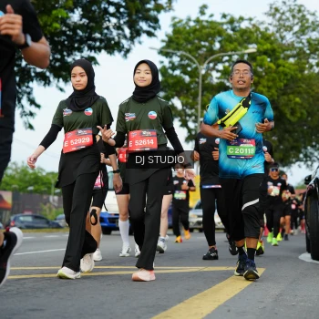 Runner Photo 3976015