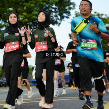 Runner Photo 3976033