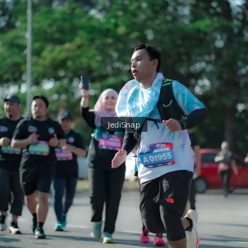 Runner Photo 3976036
